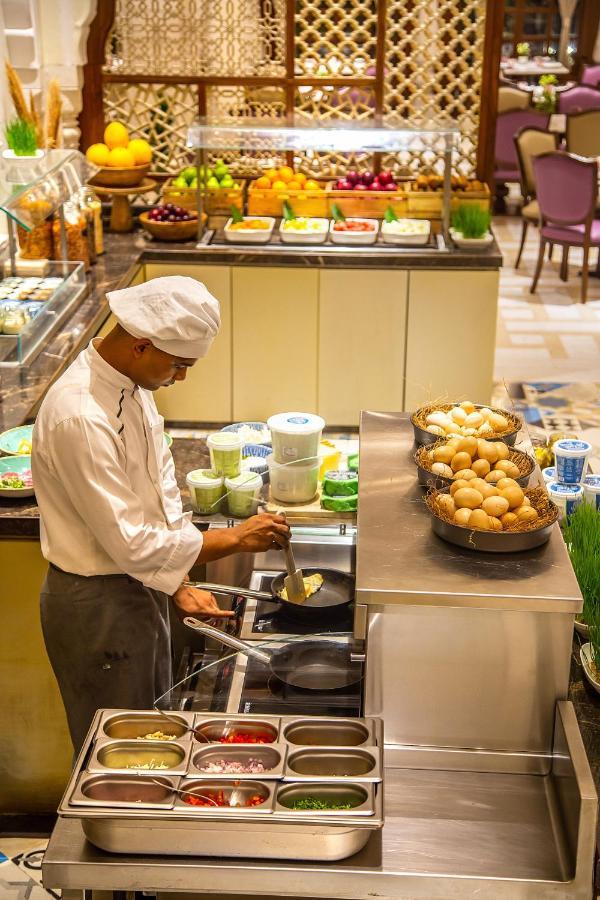 Hyatt Regency Mansarovar होटल 5*